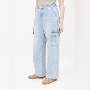 The Frankie Shop Kai Cargo Jeans Light Wash Size Medium